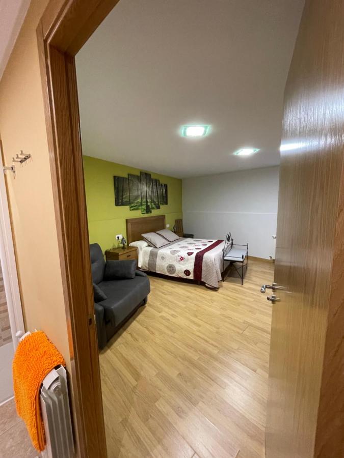 Habitaciones A Casa De Pepe 特里亚卡斯特拉 外观 照片